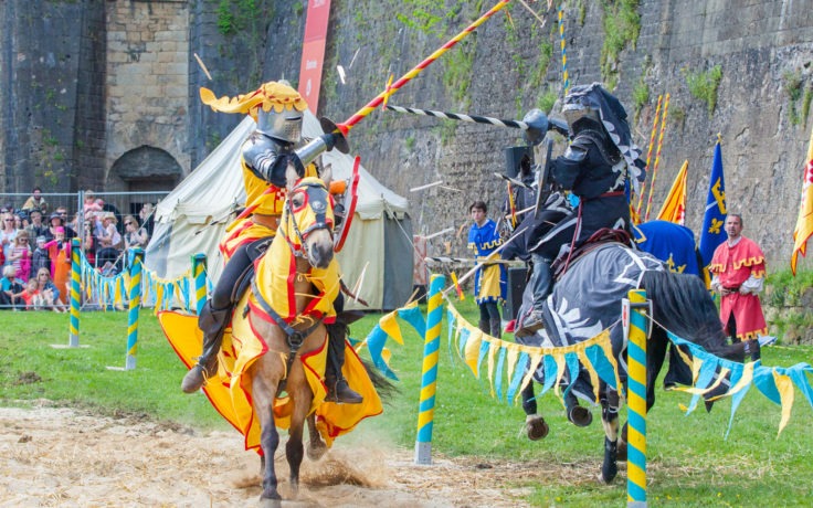 le-hoi-thoi-trung-co-medieval-festival