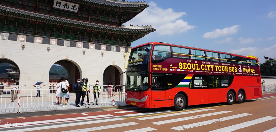 tour-tham-quan-seoul-bang-xe-bus-hop-on-hop-off